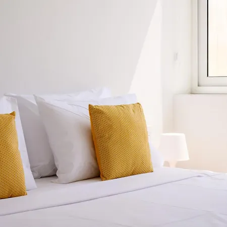 홈스테이 F8-1 Spacious 슬리에마