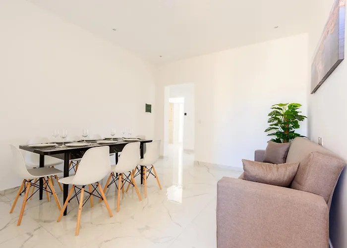 Alloggio in famiglia F8-1 Spacious